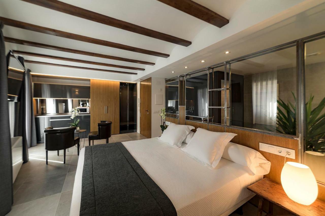 Vinatea Suites Morella Extérieur photo